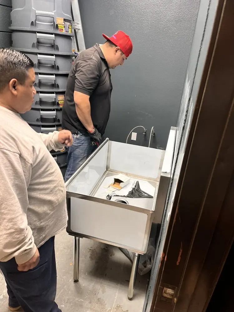 Commercial plumbing and sink installation in Broward Estates